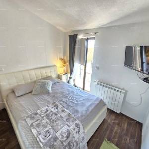 Zadnja kuća u nizu, s jacuzzijem! Marčana.