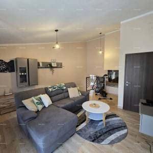 Zadnja kuća u nizu, s jacuzzijem! Marčana.