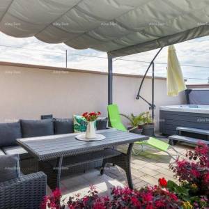 Zadnja kuća u nizu, s jacuzzijem! Marčana.