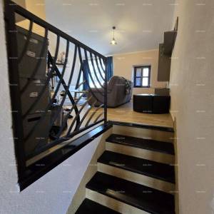 Zadnja kuća u nizu, s jacuzzijem! Marčana.