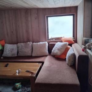 Zagreb-drvena 3S kuća 70m2 u podsljemenskoj zoni, mirna lokacija