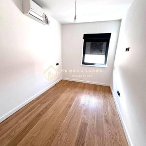 Zagreb,Remete,4-soban stan(165m2 obrač).na 1.katu terasom i 2 parkinga