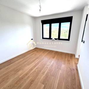 Zagreb,Remete,4-soban stan(165m2 obrač).na 1.katu terasom i 2 parkinga