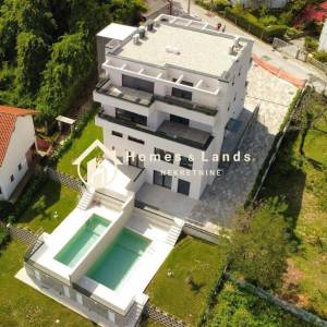 Zagreb,Remete,4-soban stan(165m2 obrač).na 1.katu terasom i 2 parkinga