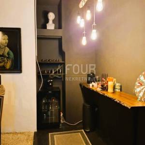 Zakup, Rijeka, Sušak, poslovni prostor s galerijom, 92.82m2