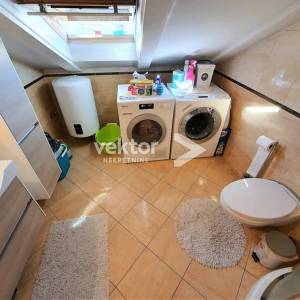 Zamet, 109m2, uređen 4-soban s dnevnim boravkom, balkon