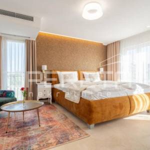 Zaton – luksuzna vila s 5 jedinica, bazenom i investicijskim potencijalom