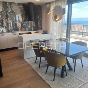 Žnjan - luksuzni trosoban stan s otvorenim pogledom na more