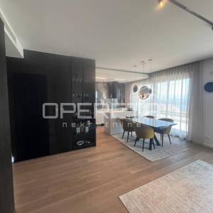 Žnjan - luksuzni trosoban stan s otvorenim pogledom na more