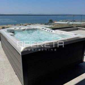 Žnjan - luksuzni trosoban stan s otvorenim pogledom na more