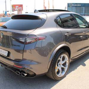 Alfa Romeo Stelvio 2.9 V6 Q4 Quadrifoglio *PANORAMA, HARMAN KARDON, KAMERA*