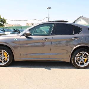 Alfa Romeo Stelvio 2.9 V6 Q4 Quadrifoglio *PANORAMA, HARMAN KARDON, KAMERA*