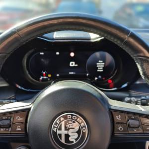 Alfa Romeo Tonale 1.6 MULTIJET TI - 3 godine jamstva