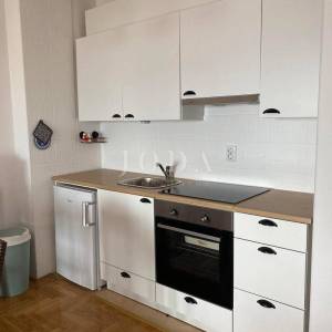 Apartman Dramalj 39,40 m² | pogled na more | parking | vrt | kompletno namješten | mirna lokacija