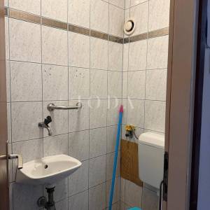 Atraktivan stan na Kozali – 14. kat, balkon, pogled na grad