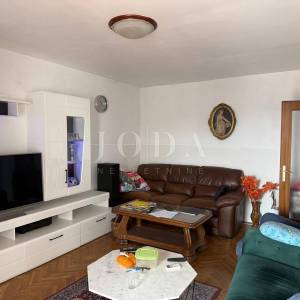 Atraktivan stan na Kozali – 14. kat, balkon, pogled na grad