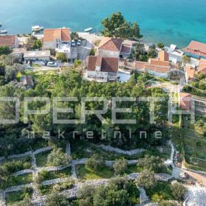 Atraktivno zemljište 507 m2, pogledom na more, Lumbarda