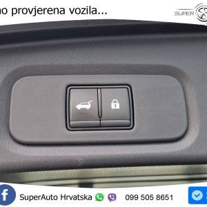 Audi Q8 50 TDI quattro S line 286 KS, REG 04/26 ZRAČNI+MATRIX+ACC+4xGR SJED+360