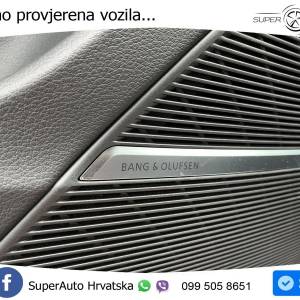 Audi Q8 55 TFSIe quattro Aut. S line 381 KS, ZRAČ+ACC+KAM+GR SJED+KEY+VIRT+LANE