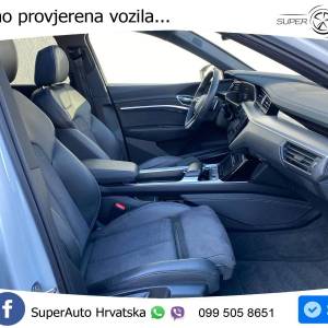 Audi Q8 e-tron 50 quattro S line 340 KS, PANO+KAM+ACC+GR SJED+KEY+VIRT+LANE