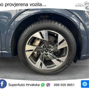 Audi Q8 e-tron 55 quattro Advanced 408 KS, ZRAČ+PANO+360+GR SJED+ACC+KEY+LANE