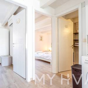 Autentična kamena kuća s bazenom – Vrbanj, otok Hvar