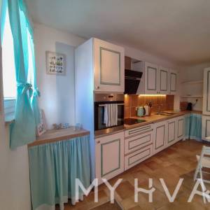 Autentična kamena kuća s bazenom – Vrbanj, otok Hvar