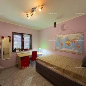 Bale: Prostrana vila s bazenom i kućom za goste