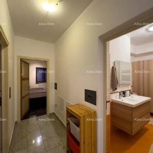 Bale: Prostrana vila s bazenom i kućom za goste