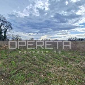 Bani, Buzin, 1.717,00 m2, 380.000,00 EUR