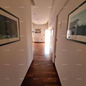 Banjole, nova, moderna samostojeća vila.