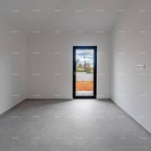 BARBAN, KOŽLJANI - Novogradnja / Dupleks, desni dio. Ekolloško mjesto