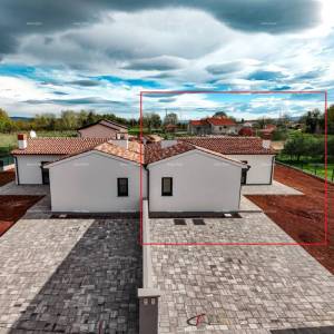 BARBAN, KOŽLJANI - Novogradnja / Dupleks, desni dio. Ekolloško mjesto