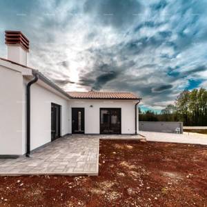 BARBAN, KOŽLJANI - Novogradnja / Dupleks, lijevi dio. Ekolloško mjesto