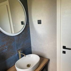 BAŠKA okolica - Dvosobni apartman s dva parkina mjesta, novogradnja