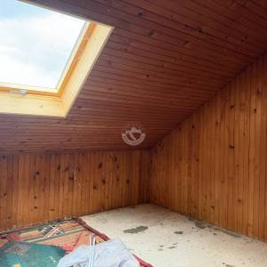 Belovar (Sesvete), Kuća 220m2 sa građevinskim zemljištem