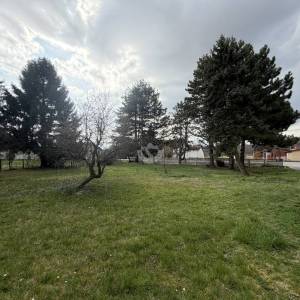 Belovar (Sesvete), Kuća 220m2 sa građevinskim zemljištem