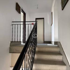 Belovar (Sesvete), Kuća 220m2 sa građevinskim zemljištem