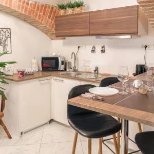 Berislavićeva ulica,lijepo uređen 1S stan za stanovanje/investiciju