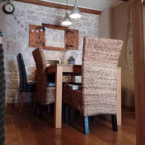 Betina, centar, kuća, 150m2, terasa