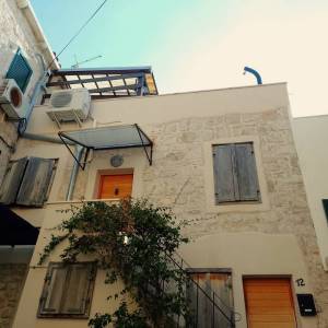 Betina, centar, kuća, 150m2, terasa