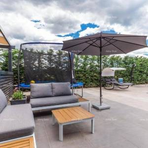 Blizina grada Poreča, samostojeća nova kuća za odmor. 20 km do grada Rovinja.