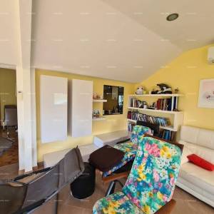 Blizina Ližnjana u malom istarskom mjestu, samostojeća kuća površine 103 m²