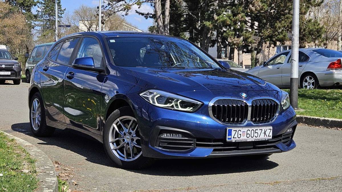 BMW 118d ADVANTAGE,150 KS,LED,2 - AUT. KLIMA,TEMP,NAVI,REG 03/27