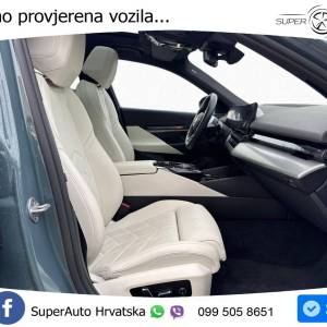 BMW i5 40 eDrive Touring M Sport 340 KS, PANO+360°+ACC+GR SJED+KEY+VIRT+LANE