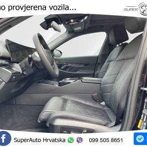 BMW i5 40 eDrive Touring 340 KS, PANO+360°+ACC+GR SJED+VIRT+LANE