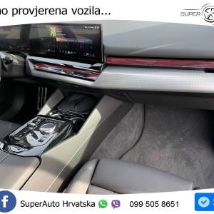 BMW i5 40 eDrive M Sport 340 KS, PANO+KAM+ACC+GR SJED+KEY+VIRT+LANE