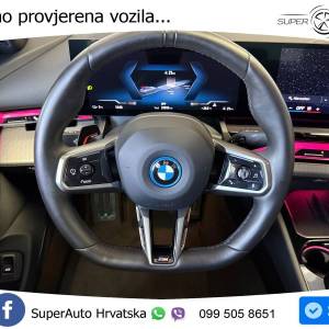 BMW i5 40 eDrive M Sport 340 KS, PANO+360°+ACC+GR SJED+KEY+VIRT+LANE