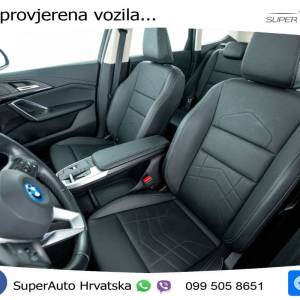 BMW iX1 xDrive30 xLine 306 KS, KAM+VIRT+NAVI
