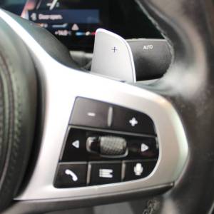 BMW serija 3 318i AUTOMATIK M paket *LED, NAVIGACIJA, KAMERA*